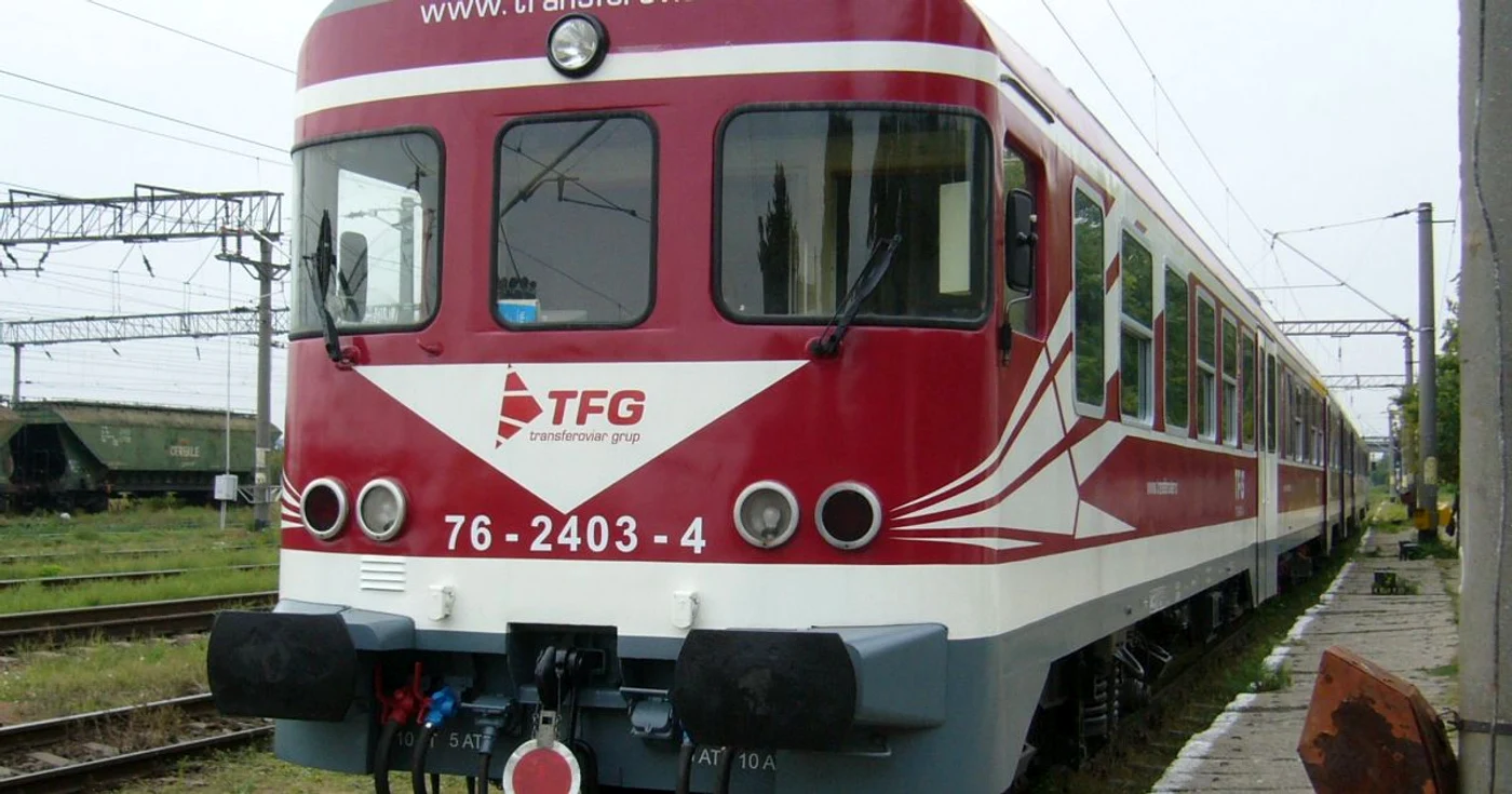 Unul dintre trenurile companiei Transferoviar Călători 