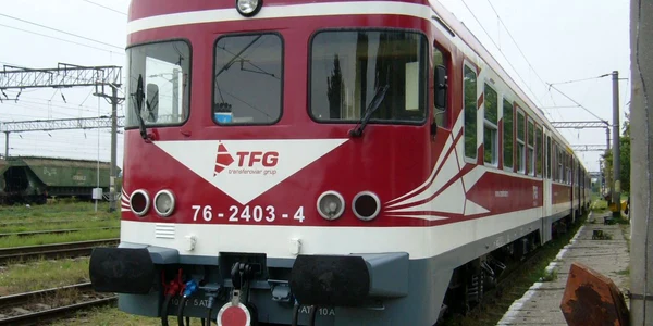 Unul dintre trenurile companiei Transferoviar Călători 
