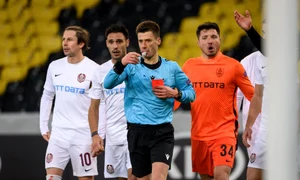 Benoit Bastien i a arătat cartonașul roșu portarului Bălgrădean  jpeg