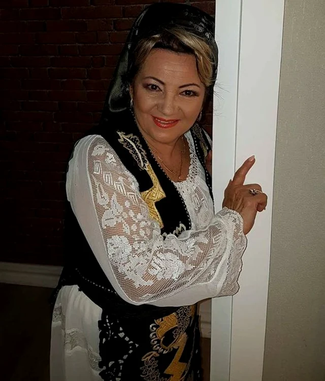 Cântăreaţa de muzică populară mergea cu soţul la fiica lor, în Germania