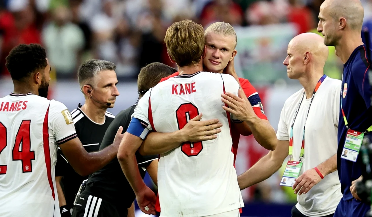  Erling Haaland (dreapta), la finele primului său Mondial (FOTO: EPA)