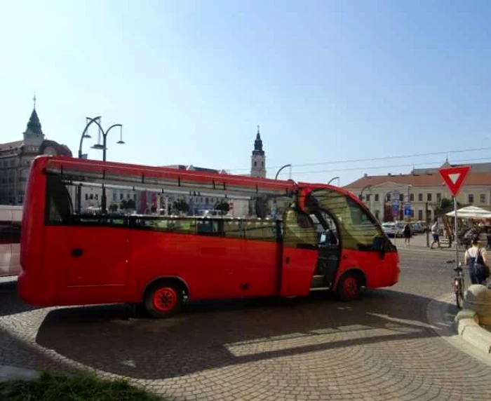 Autobuzul turistic