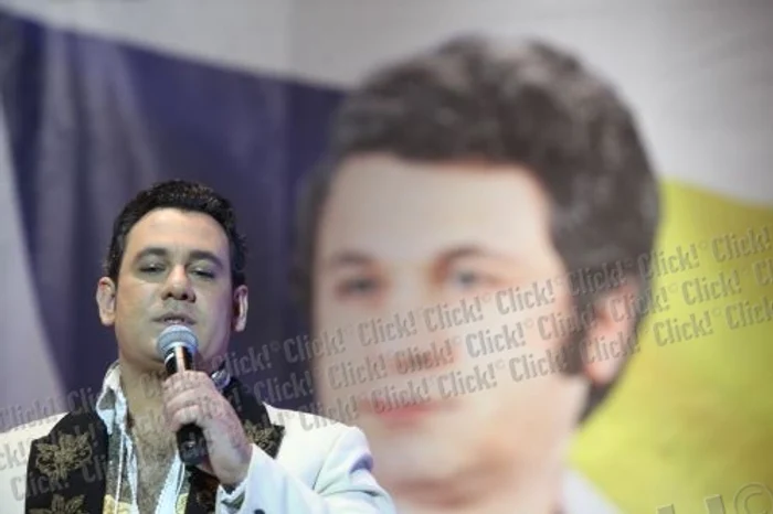 
    Spectacol Ionuţ Dolănescu (FOTO SEVER GHEORGHE)  