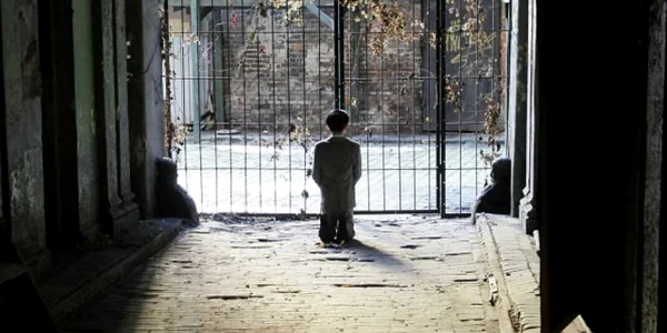 Statuia lui Adolf Hitler FOTO The Guardian