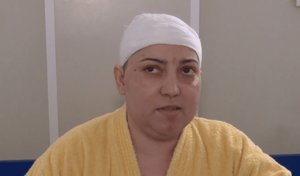 O mamă a primit o șansă nesperată, după ce zece medici nu i-au mai dat mult de trăit. „Mi-au spus că cel mult șase luni”