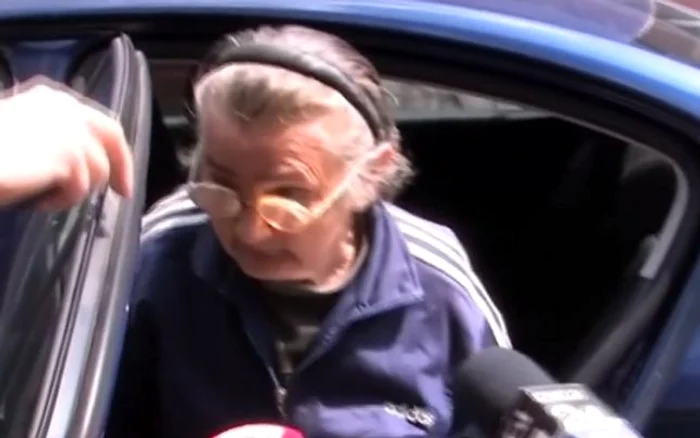 Iuliana Hegedus este bunicuţa traficantă din Oradeafoto: captura Adevărul