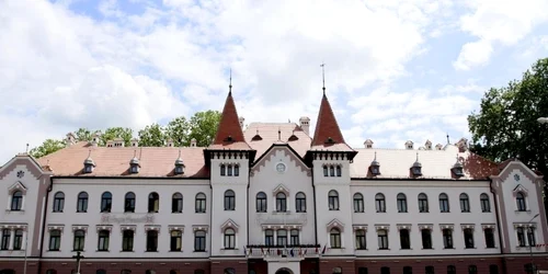 Primăria din Lugoj FOTO arhgora.ro