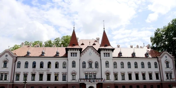 Primăria din Lugoj FOTO arhgora.ro
