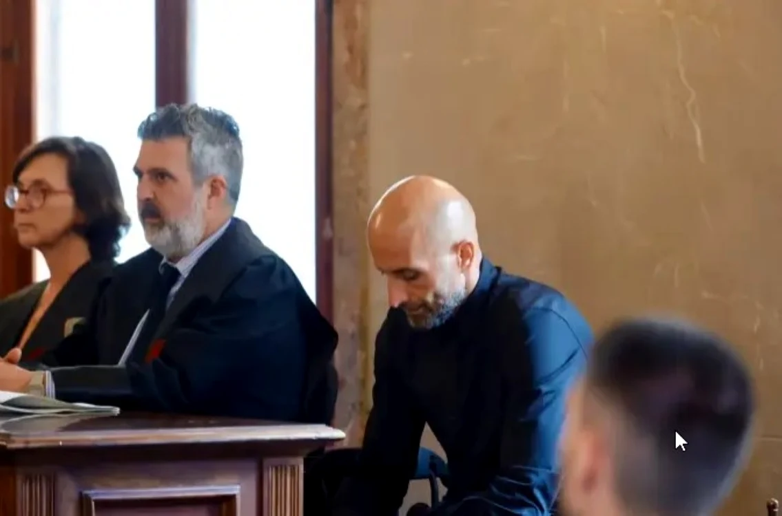 George Teianu şi-a ucis soţia cu 66 de lovituri de cuţit, sub ochii fetiţei lor de 2 ani.