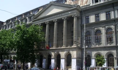 Azi, Senatul Universităţii din Bucureşti decide secesiunea Facultăţii de Istorie jpeg