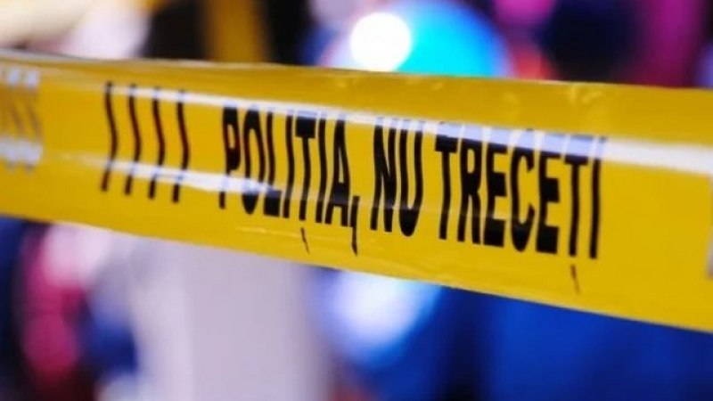 Detalii înfiorătoare de la tripla crimă din Capitală. Familia ar fi avut ordin de protecție împotriva fiului criminal Detalii înfiorătoare de la tripla crimă din Capitală. Familia ar fi avut ordin de protecție împotriva fiului criminal