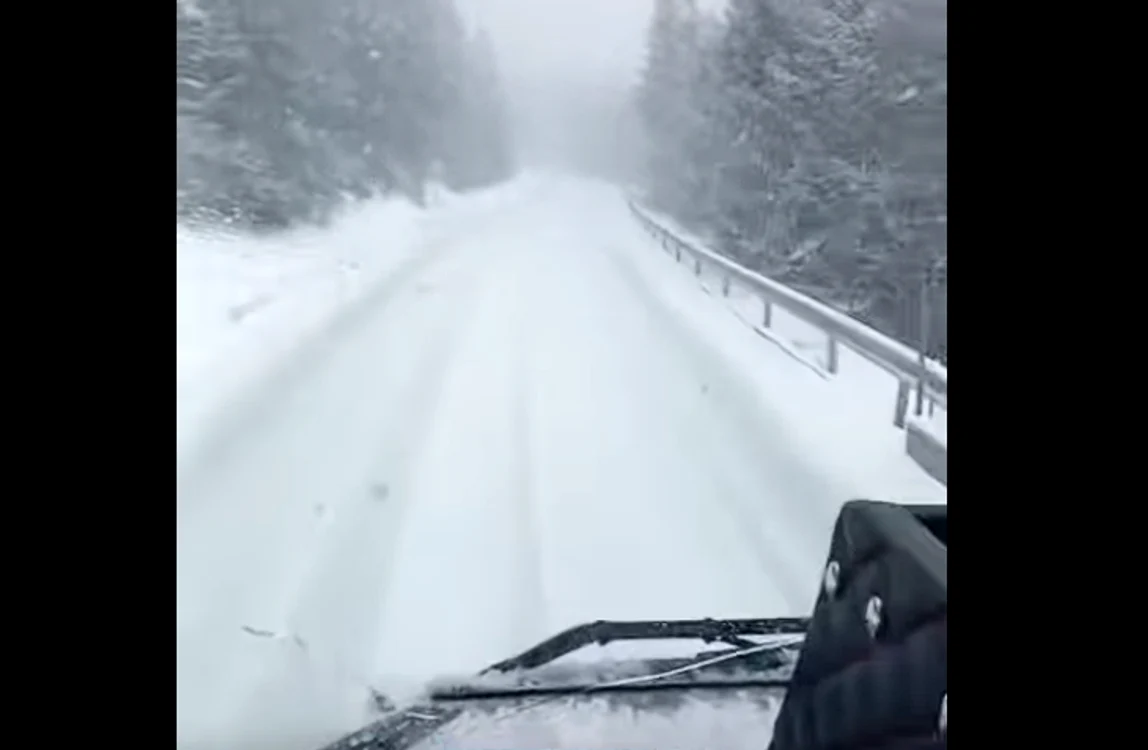 Pasul Prislop, 8 aprilie. FOTO  captură Bucovina TV Regional 