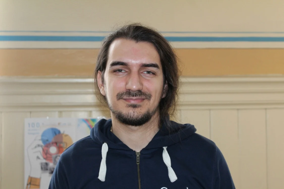 Radu Stochiţoiu a lucrat pentru Google şi Bloomberg