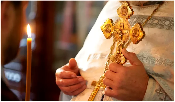 Un preot fals a fost prins, în Neamț, în timp ce lua pomelnice cu bani de la credincioşi.