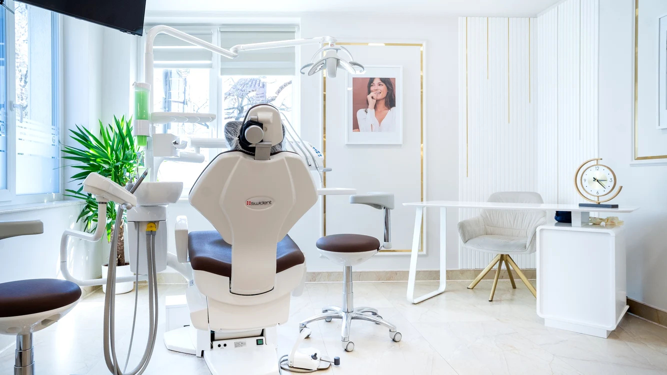 implant dentar in cluj napoca cum se construie te un plan de tratament i de ce difera duratele7 jpg