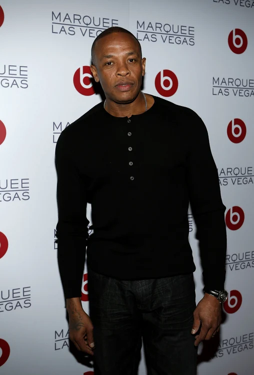 În urma tranzacţiei cu Apple, Dr. Dre
a devenit cel mai bogat cântăreţ hip-hop din lume FOTO
GettyImages/Gulliver