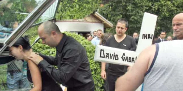 Medicii de la CMU implicaţi în decesul copilului de trei ani nu mai pot profesa timp de 2 luni