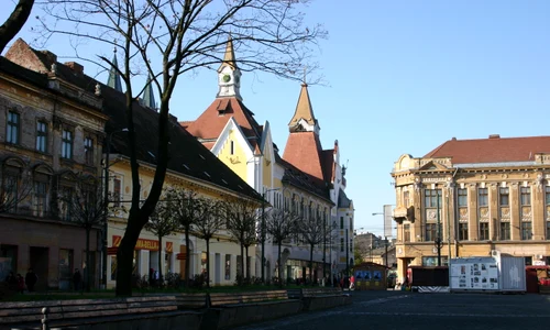 Două piețe istorice din Timișoara jpeg