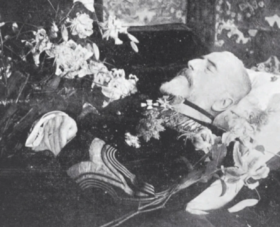 
    Carol I, regele României, a murit la vârsta de 75 de ani, după o domnie de 48 de aniSursa foto: historia.ro  