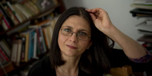 poeta simona popescu foto daniel mihailescu