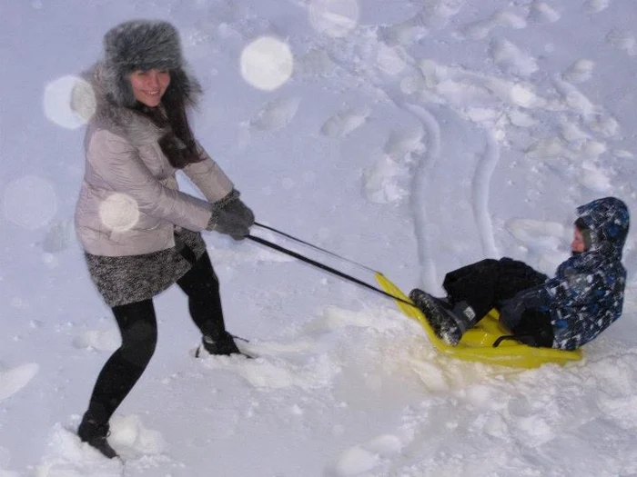 Cristina Şişcanu s-a distrat cu fiul ei vitreg