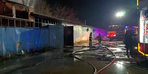 WhatsApp Video 2025 11 22 at 21 25 59 f523a615 mp4 thumbnail png