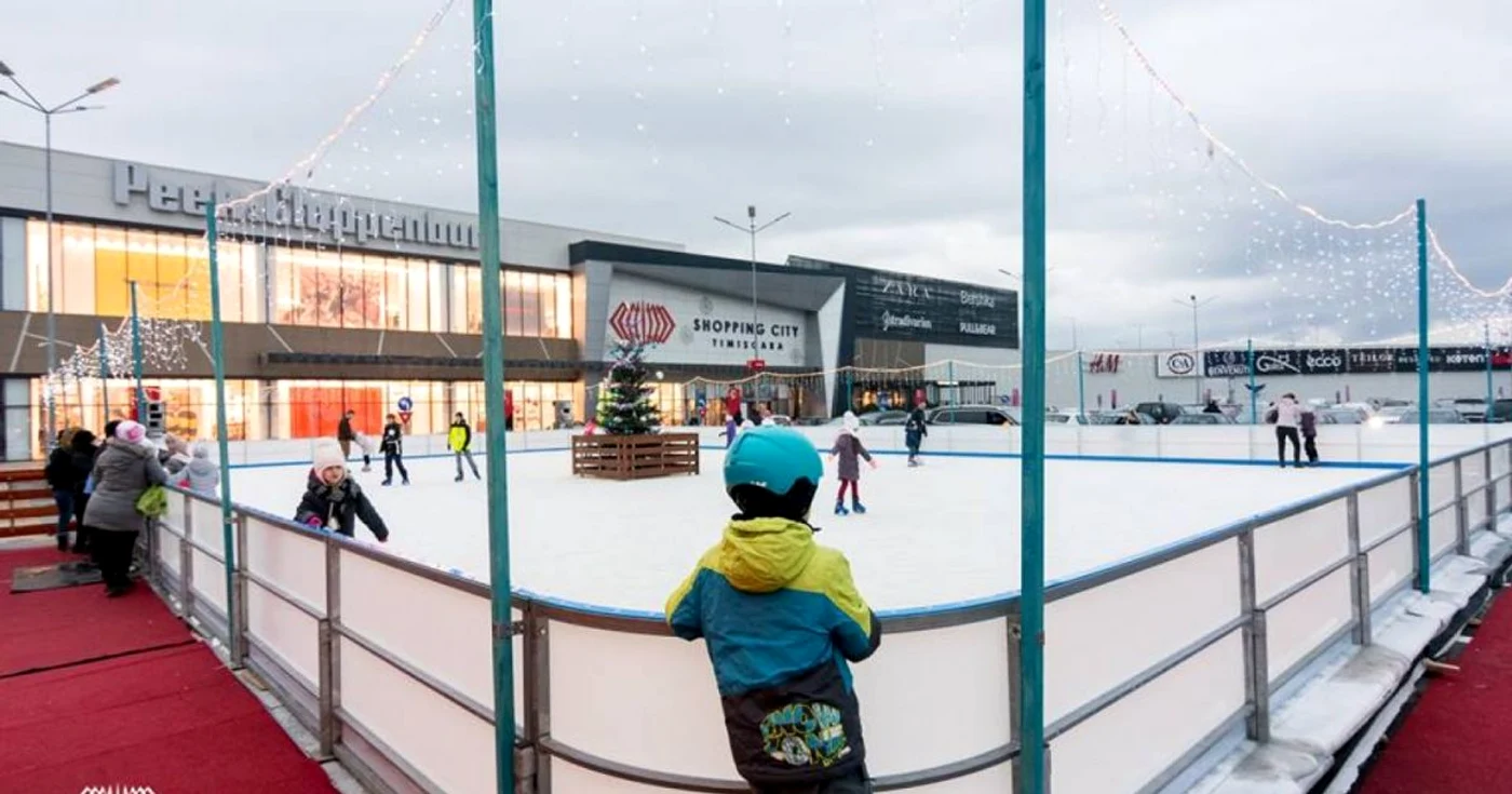Patinoar Shopping City