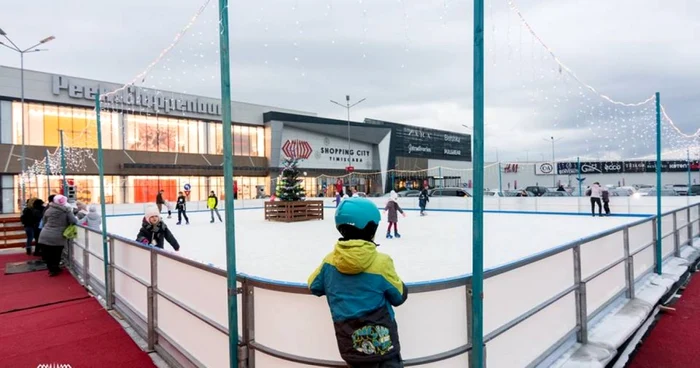 Patinoar Shopping City