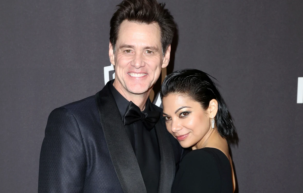 
    Jim Carrey şi noua iubită, Ginger Gonzaga, joacă împreună într-un nou filmFoto: Profimedia  