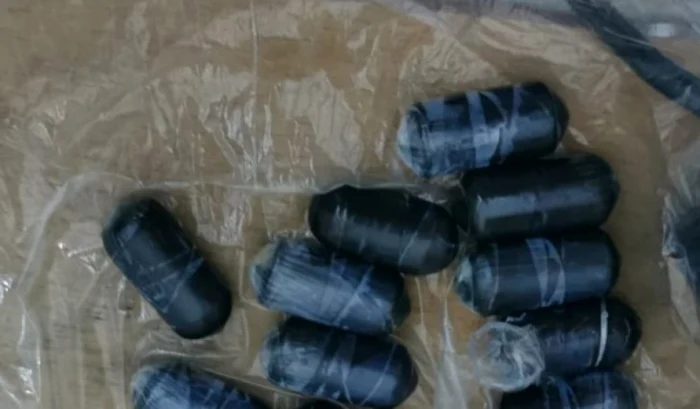În arest pentru trafic de cocaină Foto: Poliţia Română