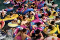 aglomeratie parc acvatic china profimedia jpg