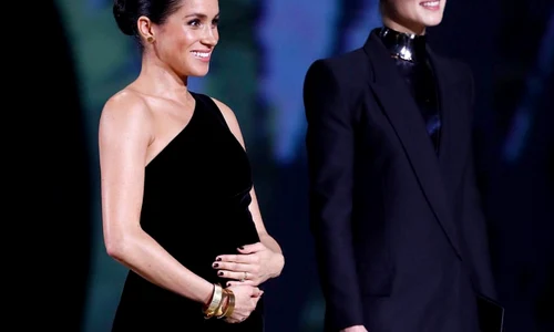 18 meghan markle twitter2 png png