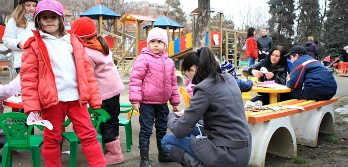 Grădiniţa în aer liber se organizeaza lunar în Parcul Central Braşov