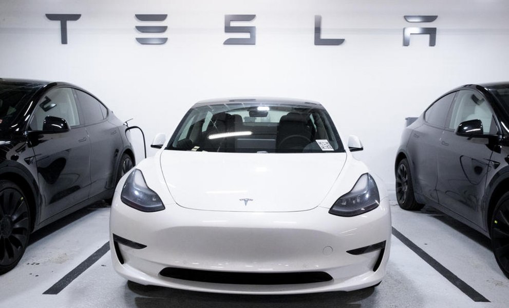 Tesla, obligată să plătească 329 de milioane de dolari după un accident mortal cauzat de Autopilot
