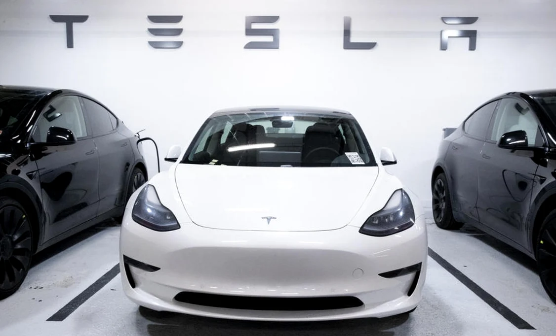 Tesla, obligată să plătească 329 de milioane de dolari după un accident mortal FOTO: Arhivă