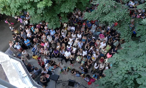 'Cinema sub clar de lună' revine la Bucureşti, pentru al doilea an: Proiecţii în Grădina Muzeului Naţional al Literaturii Române jpeg