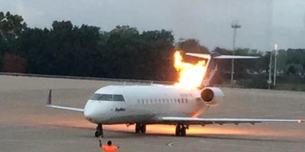 avion flacari sua