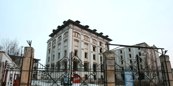 fabrica de bere bragadiru