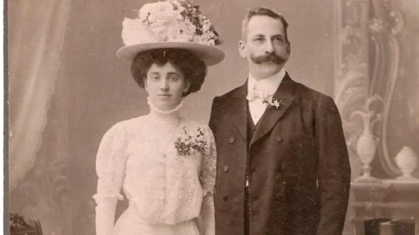 Familia la români, acum un secol: doar lepra şi impotenţa erau motive de divorţ Femeile veneau cu banii, însă doar bărbaţii puteau înşela jpeg