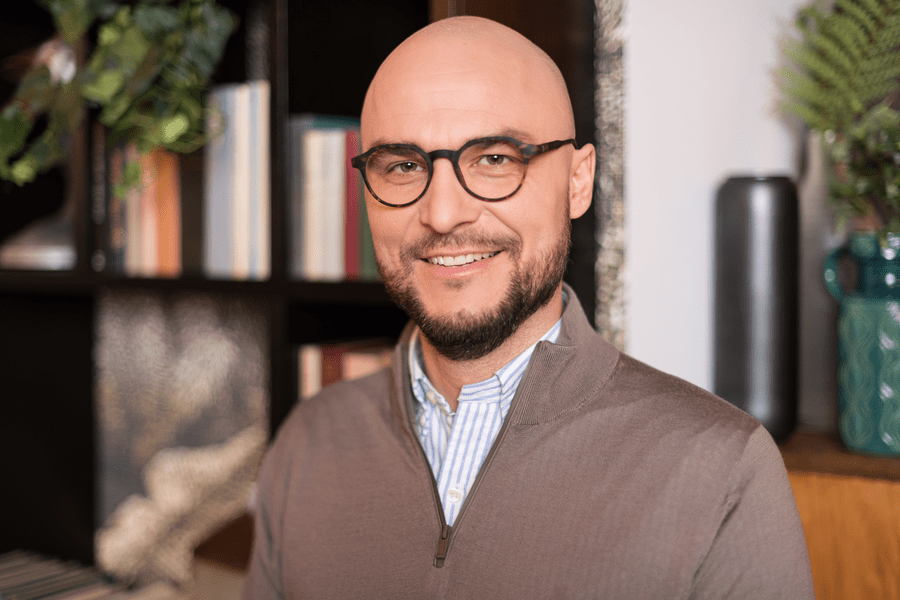 Jakub Olek: TikTok nu înregistrează tastatura, folosește informații despre tastare pentru a detecta modele sau ritmuri neobișnuite