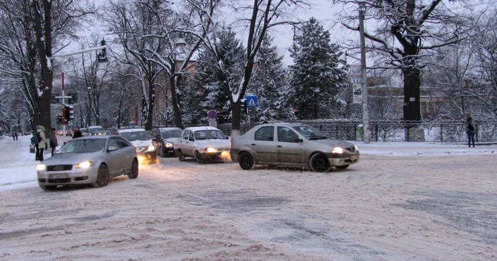 Botoşani: Oraşul s-a transformat în patinoar