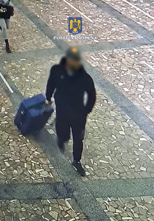 Tânărul a fost filmat în gara Râmnicu Sărat. SURSA IPJ Buzău