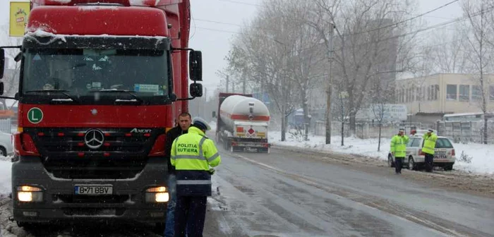 Polițiști rutieri în acțiune 