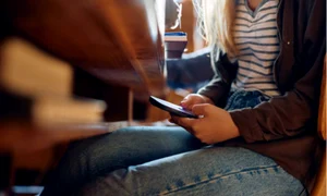 elev telefon clasa jpg