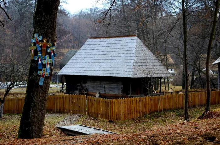 biserica din comanesti - foto arhiva CNM Astra