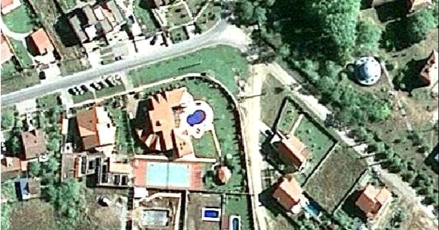 OZN langa vila lui Cosmin Contra