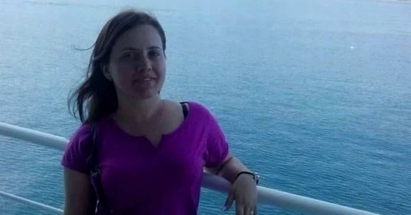 Voluntarii sunt chemaţi să alerge şi să o ajute pe tânăra care se zbate între viaţă şi moarte, Iulia Ganea