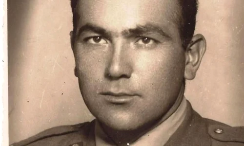 Tătarul din Carpaţi  Istoricul de talie mondială Kemal Karpat, consultant pentru Reagan şi Carter la Washington jpeg