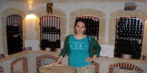 carmen dragan specialist in vin bordeaux foto arhiva personala