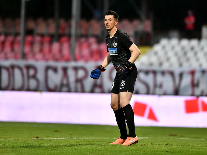 Dinamoviștii au contestat participarea lui Andrei Vlad la prima manșă a semifinalei Cupei RomânieiFoto: sportpictures.eu